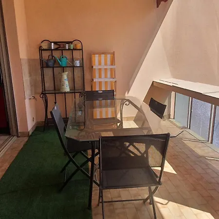 Grande Terrasse Vue 아파트